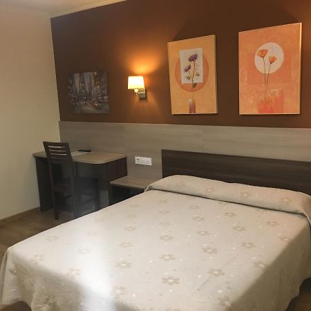 Pension Begona Arzúa Buitenkant foto